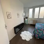 Des Falaises Apartament